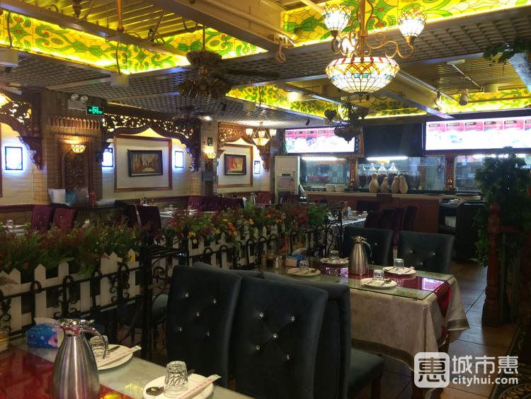 努爾博斯坦茶餐廳