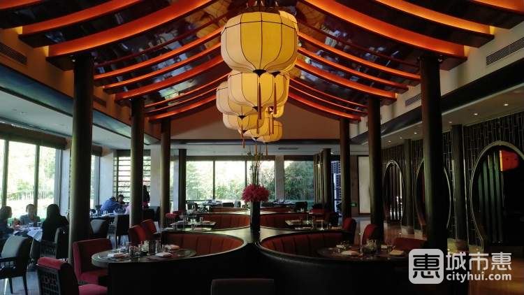 凱悅酒店湖畔餐廳